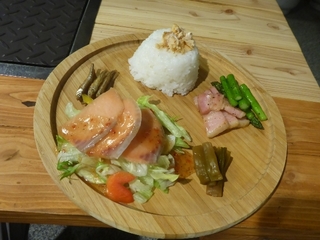 P1090179 640X480.JPG